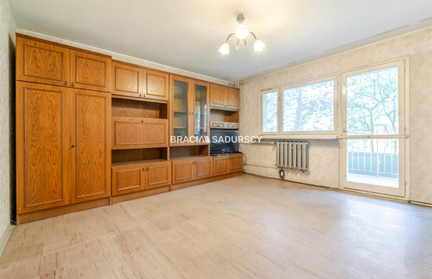 Czyżyny, 37m2 z balkonem i widokiem na zieleń