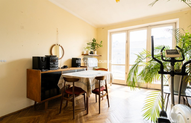 Mieszkanie z balkonem – ul. Szlak, centrum Krakowa