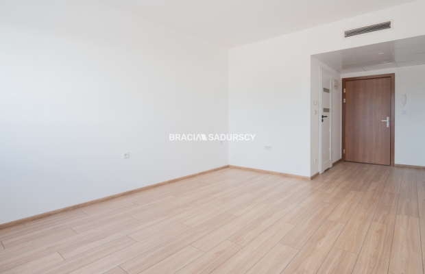 Mam przyjemność zaoferować Państwu lokal typu studio w świeżo wyremontowanym apartamentowcu dzielnica Zakrzówek- Dębniki w Krak