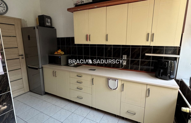 2-POKOJOWE  W CENTRUM NOWEJ HUTY