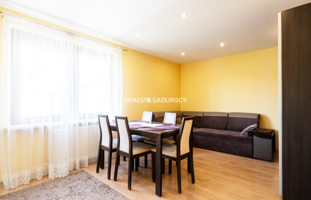 M-3 pok + kuchnia |54 M|piwnica|balkon| Kurdwanów