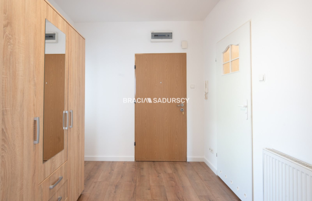 3 pokoje z oddzielną kuchnią – ul. Bochenka