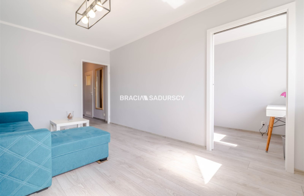 ul. Nowohucka - 2-pokojowe mieszkanie z balkonem