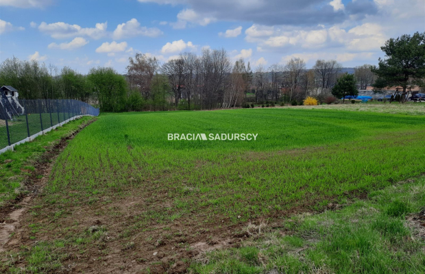 na sprzedaż działkę o powierzchni 2900 m2