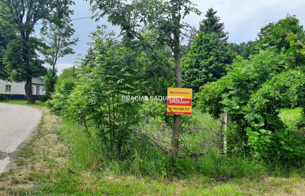  Działka budowlana w miejscowości Facimiech.