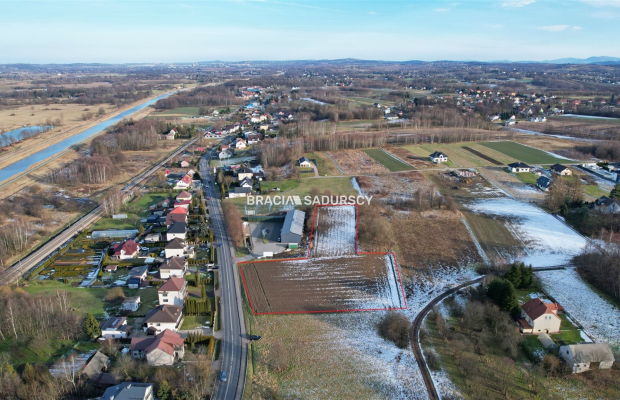 Działka budowlana w Jaśkowicach k/Skawiny gm. Skawina, powiat krakowski. Działka o powierzchni 6200 m2 i wymiarach części główn