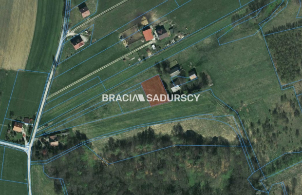 Podolany - działka budowlana o pow. 10 arów!  
 
Działka budowlana o pow. 10 arów położona w Podolanach, gmina Kalwaria Zebrzyd