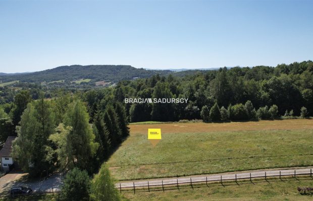 Podolany - działka budowlana o pow. 10 arów!  
 
Działka budowlana o pow. 10 arów położona w Podolanach, gmina Kalwaria Zebrzyd