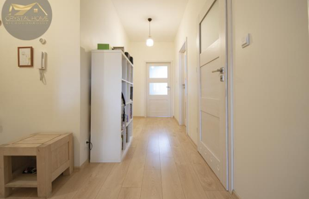3pokoje, 65m2, winda, parking