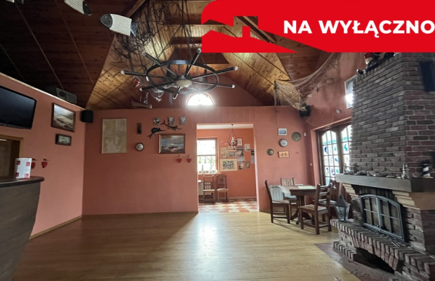 Dom z lokalem gastronomicznym