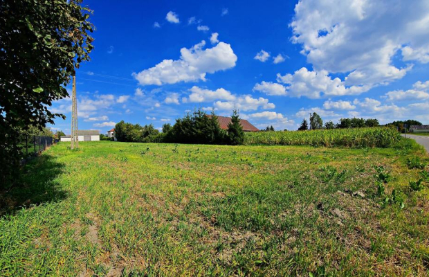Piękna, ustawna działka blisko jeziora - Dratów