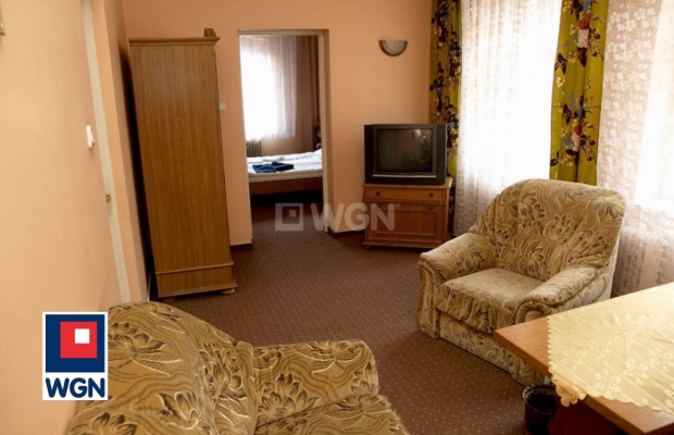 Nowa Sól, obiekt hotelowy, sprzedam, 3 200 000 zł.  
  
Nieruchomość zabudowana jest zespołem gastronomiczno-hotelowym (hotel i