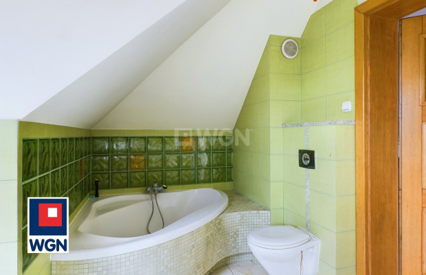 Książ Śląski, gmina kożuchów, dom, 277 m2, działka 21 ar, sprzedam 860 000 zł.  
NOWA CENA!!!  
  
Zapraszam do zapoznania się 