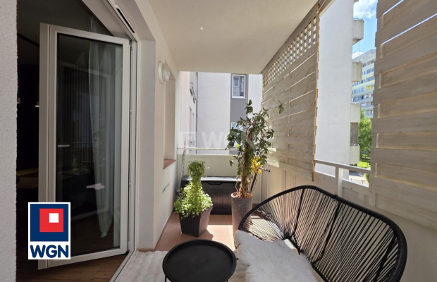 Na sprzedaż przestronne, nowoczesne i funkcjonalne mieszkanie o powierzchni 70 m2, zlokalizowane w nowym budownictwie.  
  
Lok