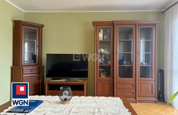 Nowa Sól, osiedle Konstytucji 3 Maja, mieszkanie, 2 pokoje, 48,3 m2, sprzedam, cena 330 000 zł.  
  
Oferuję na sprzedaż rozkła
