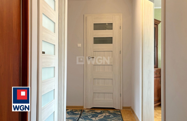 Nowa Sól, osiedle Konstytucji 3 Maja, mieszkanie, 2 pokoje, 48,3 m2, sprzedam, cena 330 000 zł.  
  
Oferuję na sprzedaż rozkła