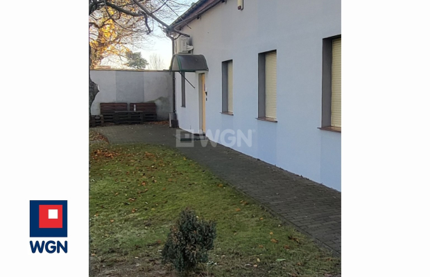 Legnica, obiekt magazynowy, usługowy, produkcyjny, 400 m2, wynajmę, cena 14000 zł/miesięcznie

Przedmiotem wynajmu jest obiekt 