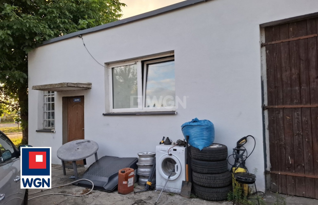 Głogów, warsztat samochodowy, działka 13,5 ara, sprzedam 1 100 000 PLN.  
  
Na sprzedaż warsztat samochodowy o powierzchni 120