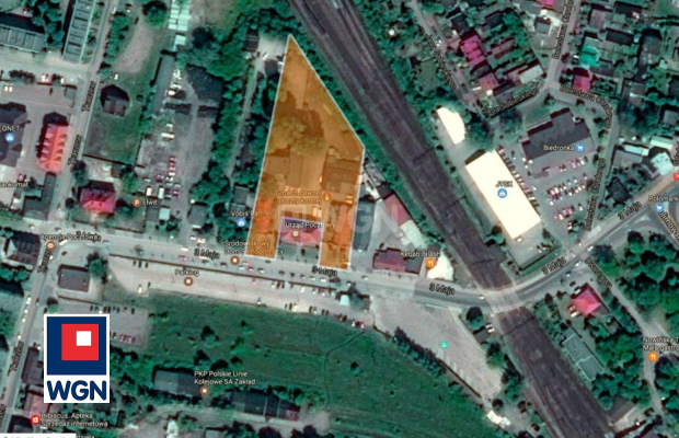 Łowicz, kompleks budynków biurowych, 1597 m2, sprzedam, 970 000 zł, netto.  
  
Kompleks budynków biurowych na dużej działce w 