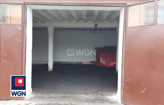 Szprotawa, obiekt warsztatowo-magazynowy, 171 m2, sprzedam, cena 390 000 zł.  
Nowa cena!  
  
 Oferta wyłącznie w WGN Nierucho