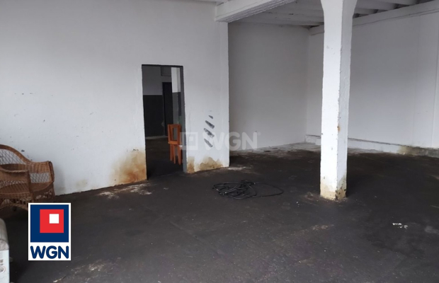 Szprotawa, obiekt warsztatowo-magazynowy, 171 m2, sprzedam, cena 390 000 zł.  
Nowa cena!  
  
 Oferta wyłącznie w WGN Nierucho