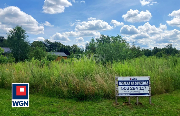 Wiechlice, działka budowlana, 1 359 m2, sprzedam, cena 85 000 zł.  
  
NOWA CENA!  
  
Oferta wyłącznie w WGN Nieruchomości!  
