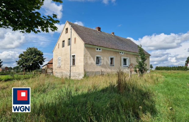 Chichy gmina Małomice, dom 4 pokoje, 120 m2, działka 2428 m2, cena 349 000 zł, sprzedam.  
  
Na sprzedaż oferuję Państwu dom w