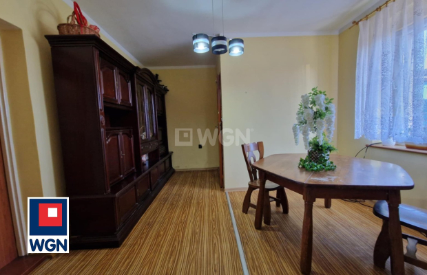Małomice, mieszkanie 1 pokój, 39 m2, cena 122 000 zł, sprzedam.  
  
Na sprzedaż duża kawalerka na parterze w 4- rodzinnej kami