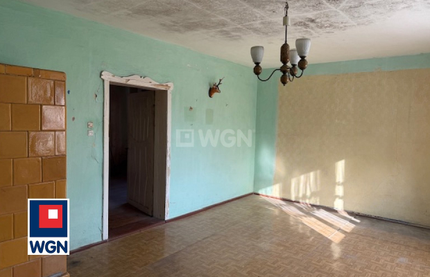 Chotków, dom wolnostojący, działka 76 ar, sprzedam, cena 200000 zł.
                                                           