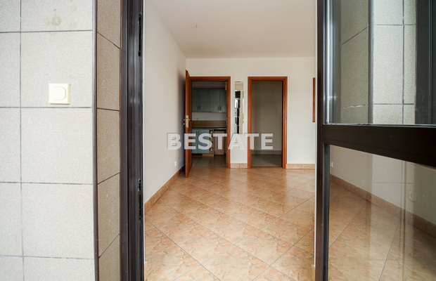 Na sprzedaż oferujemy  funkcjonalny lokal o powierzchni 28,30 m² , położony na  parterze (poziom „0”)  zadbanego budynku mieszk