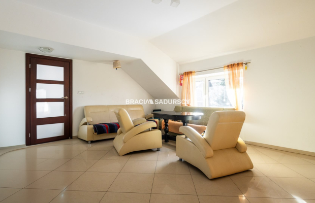 Dom wolnostojący z działką, ul. Skotnicka