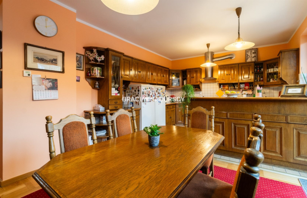 SPRZEDAM DOM W CETRUM KRAKOWA.