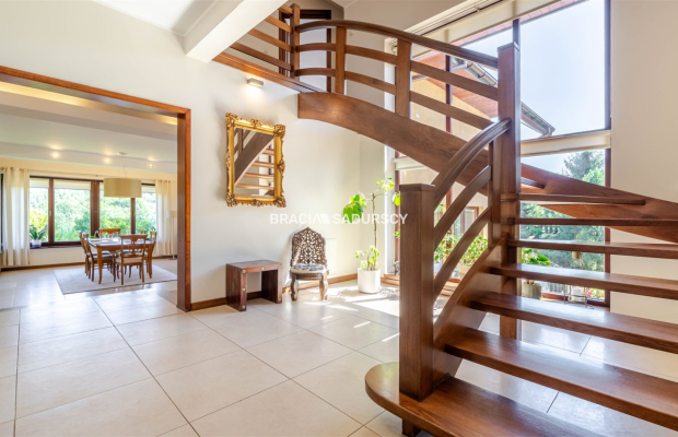 PIĘKNY DOM W DOBREJ CENIE NA ATRAKCYJNEJ DZIAŁCE