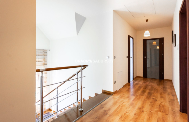 Piękny, klimatyczny dom  w doskonałej lokalizacji 