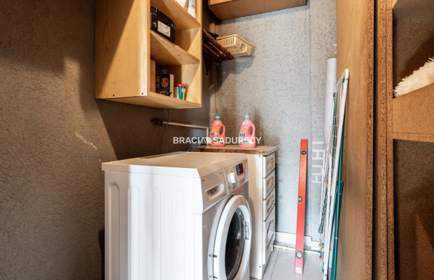 SWOSZOWICE, DOM W ZABUDOWIE BLIŹNIACZEJ, 3 POK 