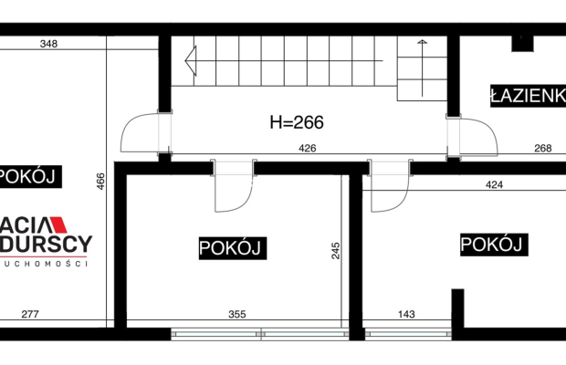 Połowa bliźniaka ze sporym ogródkiem.