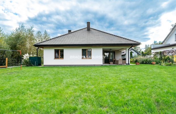 Nowoczesny parterowy dom wolnostojący Węgrzce 