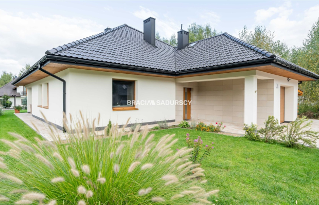 Nowoczesny parterowy dom wolnostojący Węgrzce 