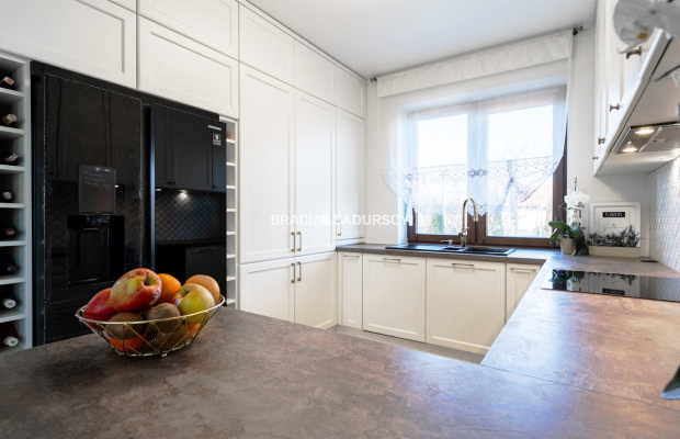 Wspanialy dom na widokowej działce, Zręczyce