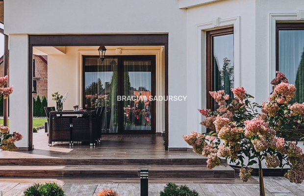 Wspanialy dom na widokowej działce, Zręczyce