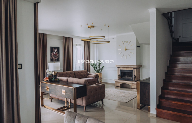 Wspanialy dom na widokowej działce, Zręczyce