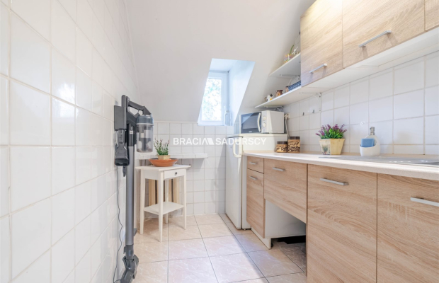 Dom w mieście z potencjałem! Duża działka 15 arów