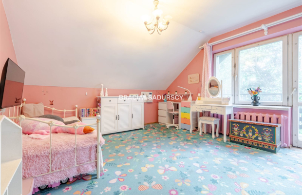 Dom w mieście z potencjałem! Duża działka 15 arów