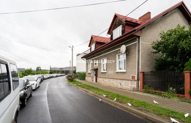 Dom z potencjałem inwestycyjnym- Krk Płaszów