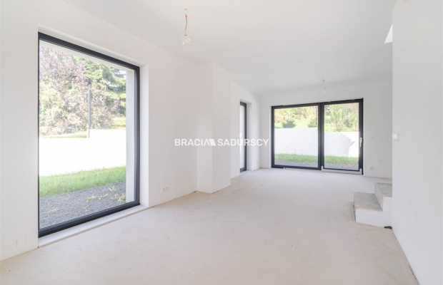 Koźmice Małe - Nowy dom z widokiem na łąki