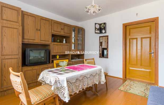 działka z domem w Naramie