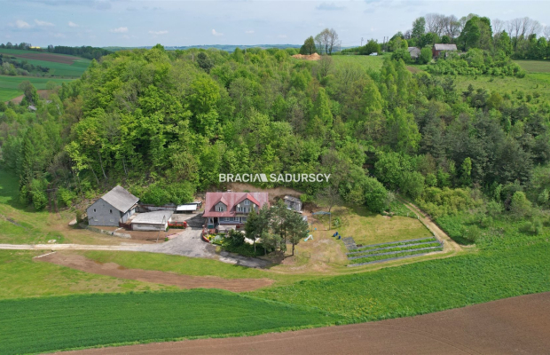 Jangrot - dom 212 m2 na dużej widokowej działce!