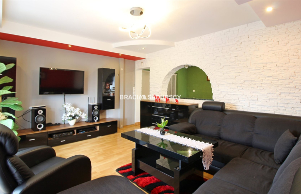 Jangrot - dom 212 m2 na dużej widokowej działce!