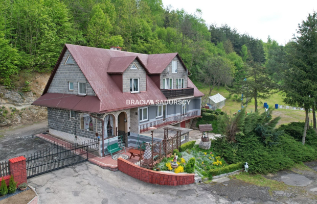 Jangrot - dom 212 m2 na dużej widokowej działce!