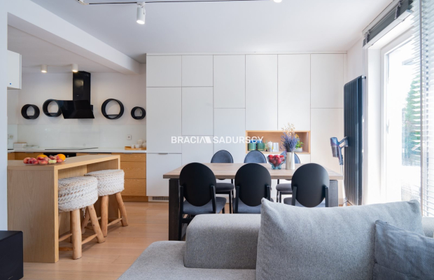 WOLNOSTOJĄCY DOM W OKOLICY ZAKRZÓWKA